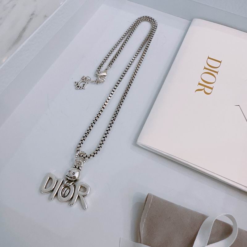 Dior Necklace 05lyr279